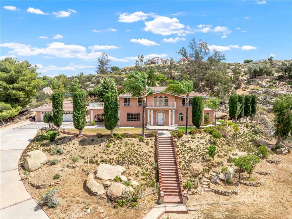 Property Photo: 28368 Rawlings Road CA 92544