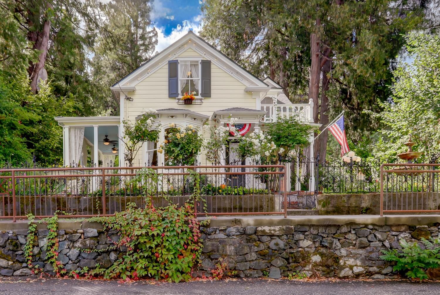 Property Photo:  134 Boulder Street  CA 95959 