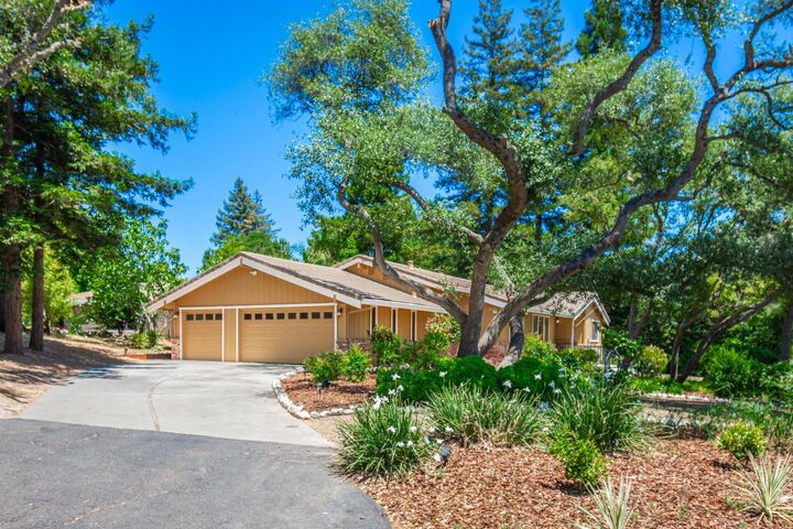 Property Photo:  8498 E Hidden Lakes Drive  CA 95746 