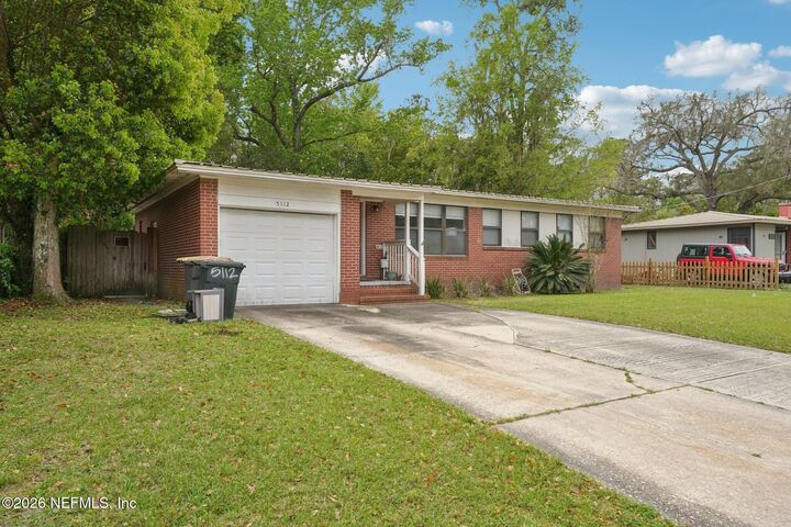 Property Photo:  5112 Oakside Drive  FL 32244 