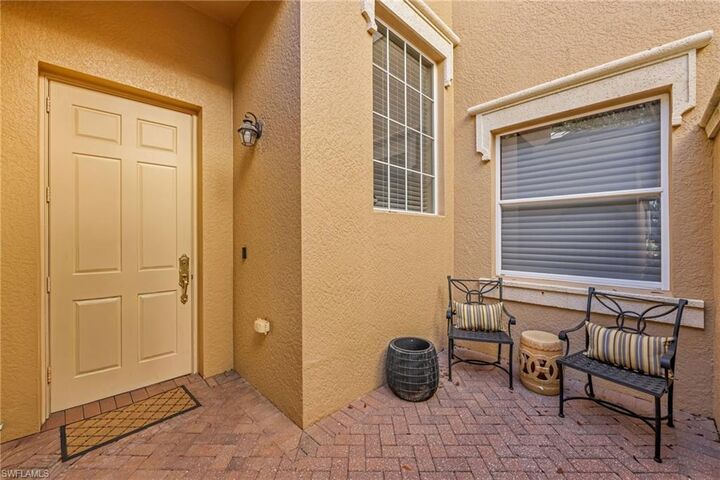 Property Photo:  3031 Marengo Ct 203  FL 34114 