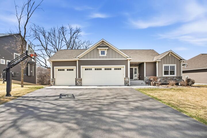 Property Photo:  8610 Bluestem Drive  MN 55386 