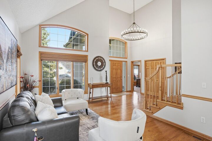 Property Photo:  4230 Pineview Lane N  MN 55442 