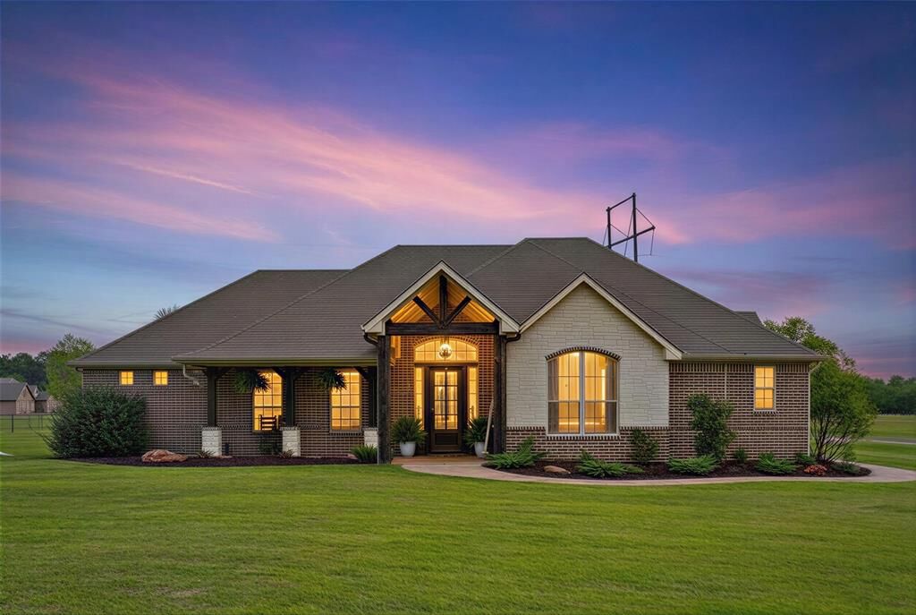 Property Photo: 17 Shawn Drive TX 75482