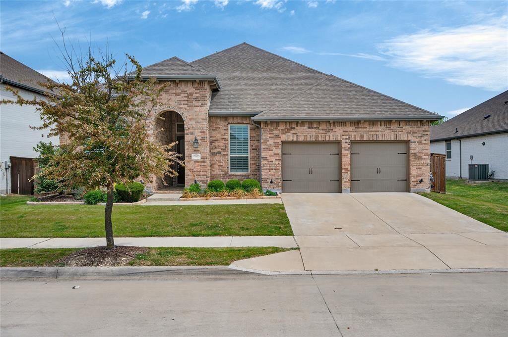 Property Photo:  7457 Pondview Lane  TX 76123 