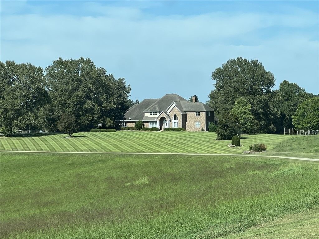Property Photo:  2734 Wolf Springs Road  AR 72601 