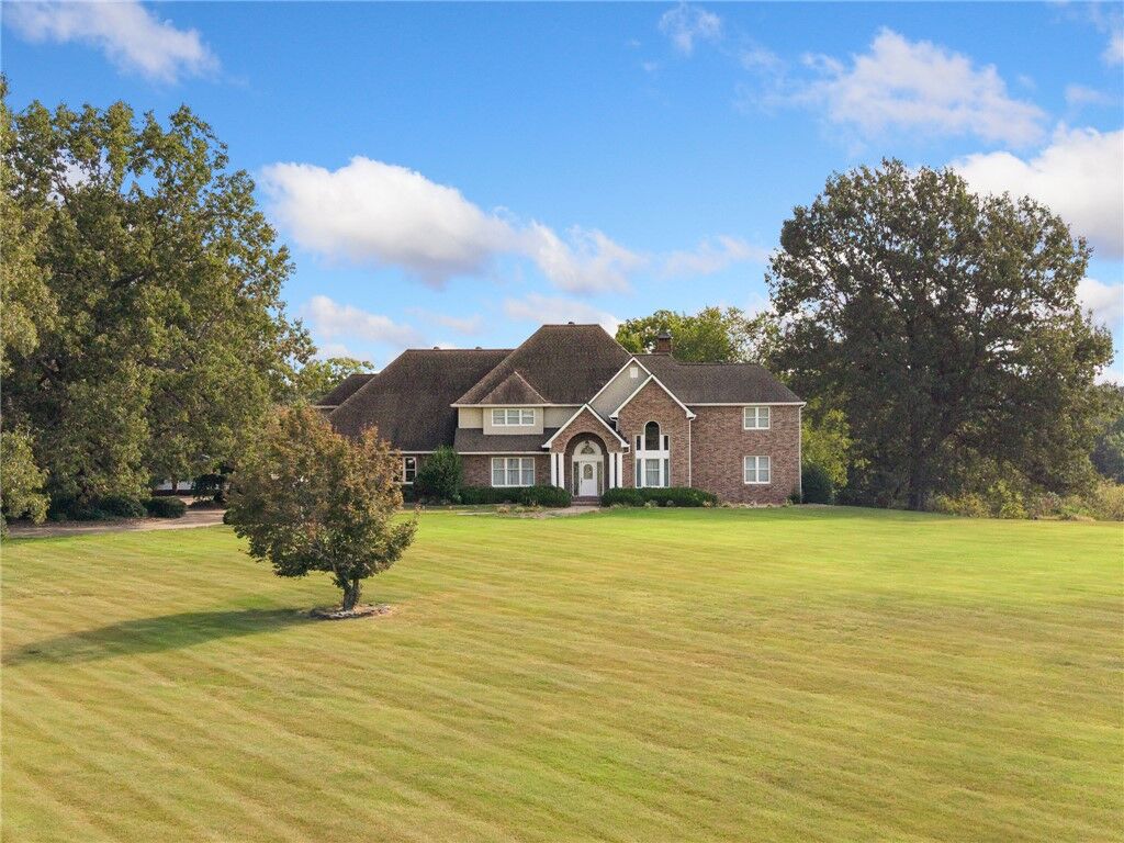 Property Photo: 2734 Wolf Springs Road AR 72601