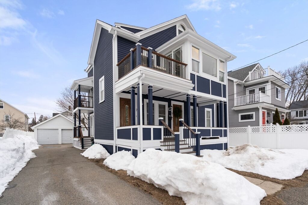 Property Photo:  7 Quincy St 7  MA 02478 