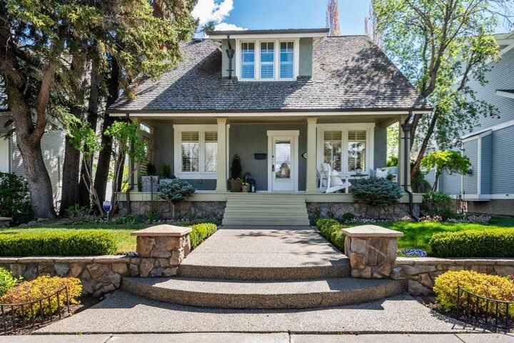 Property Photo:  1712 25 Street SW  AB T3C 1J6 