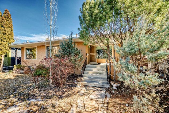 2328 Capitol Hill Crescent NW — photo 1