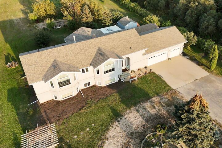 431079 Range Road 254 — photo 1