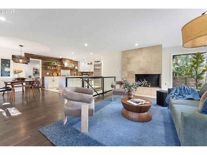 Property Photo:  5054 SW 26th Pl  OR 97239 