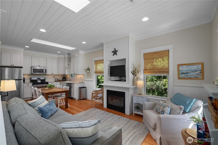 Property Photo:  17  Beach Cabin Lane  WA 98571 