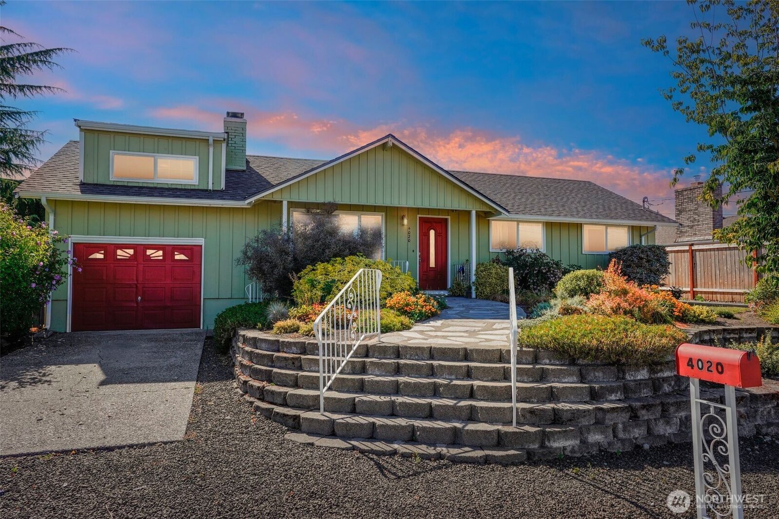 Property Photo:  4020 N Vassault Street  WA 98407 