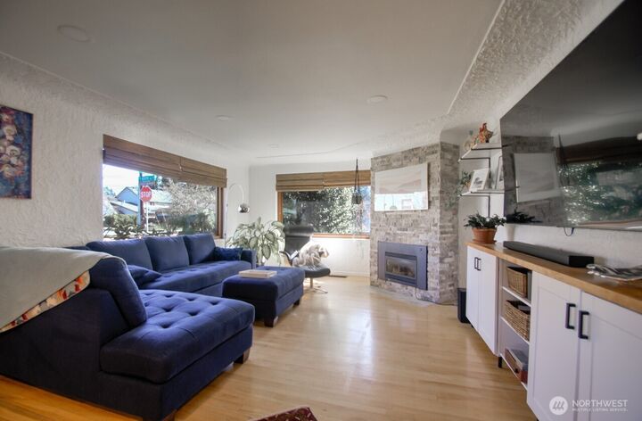 Property Photo:  3405  Hawthorne Place SE  WA 98501 