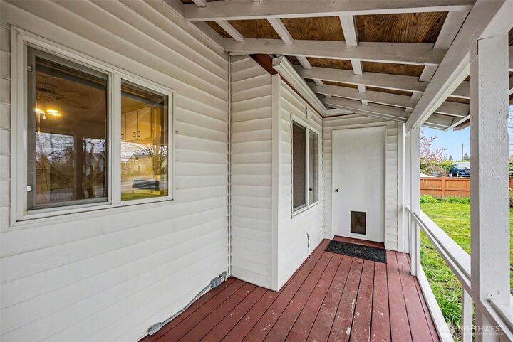 Property Photo:  6109  Pacific Avenue  WA 98408 