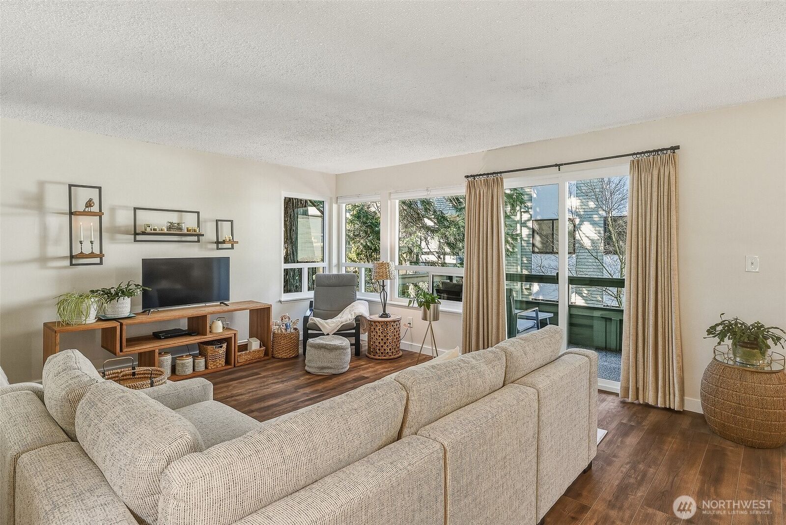 Property Photo:  18906  8th Avenue NW 213  WA 98177 