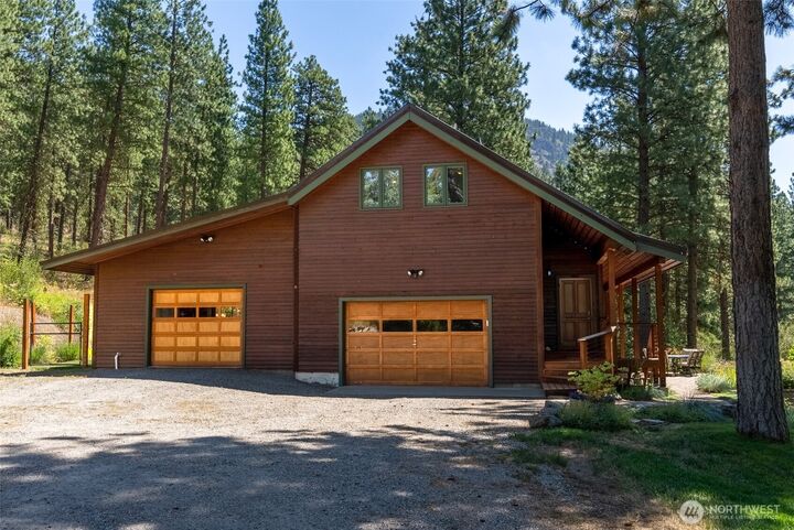 Property Photo:  2  Trillium Road  WA 98862 