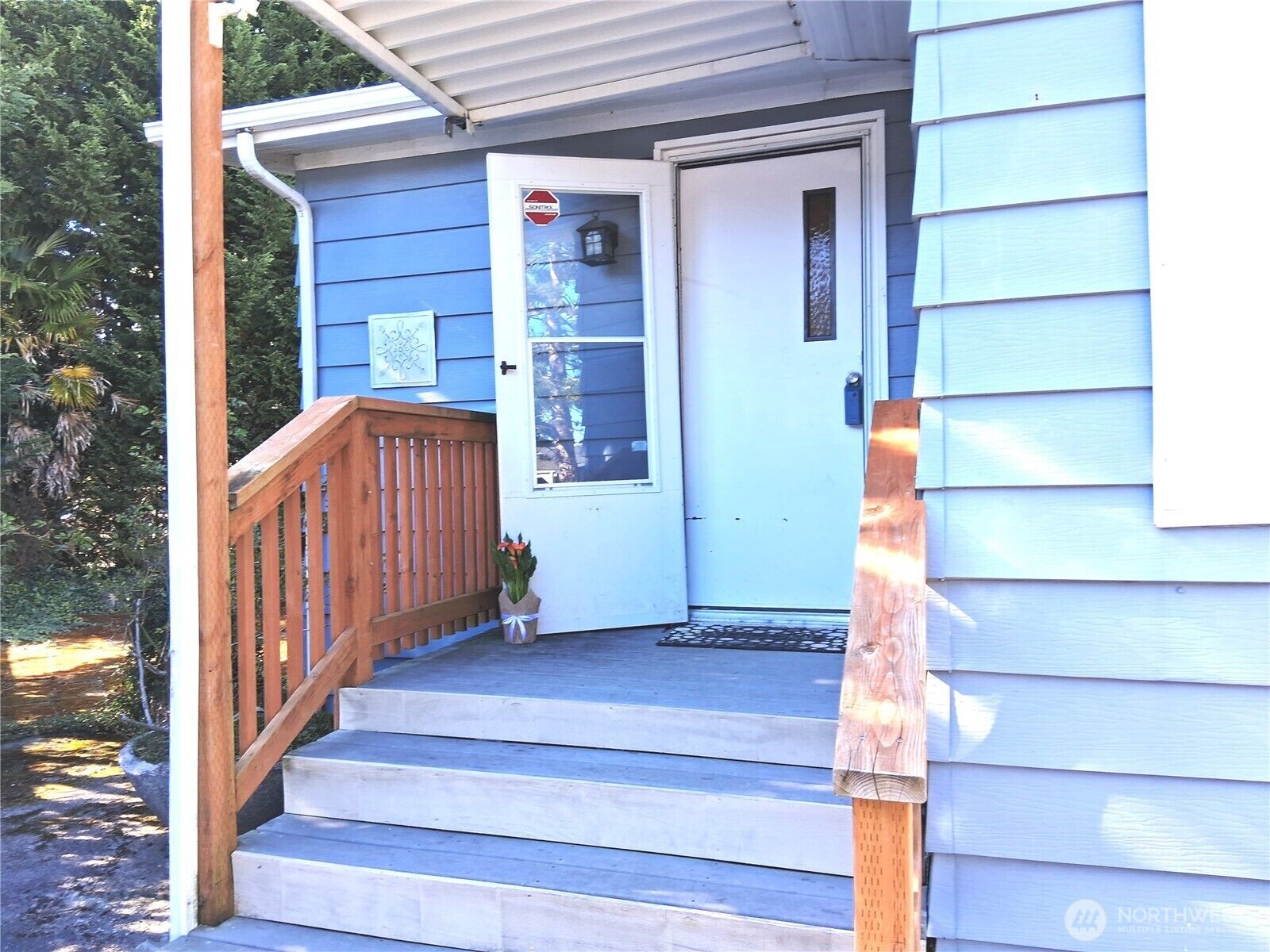 Property Photo: 815 124th Street SW 36 WA 98204