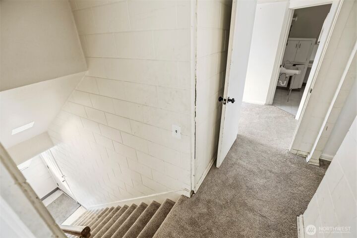 Property Photo:  1817  34th Street  WA 98201 