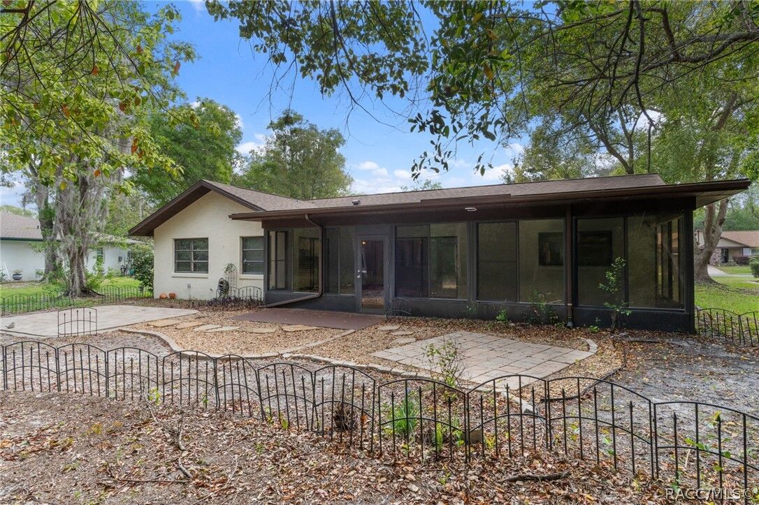 Property Photo:  10 Sycamore Circle  FL 34446 