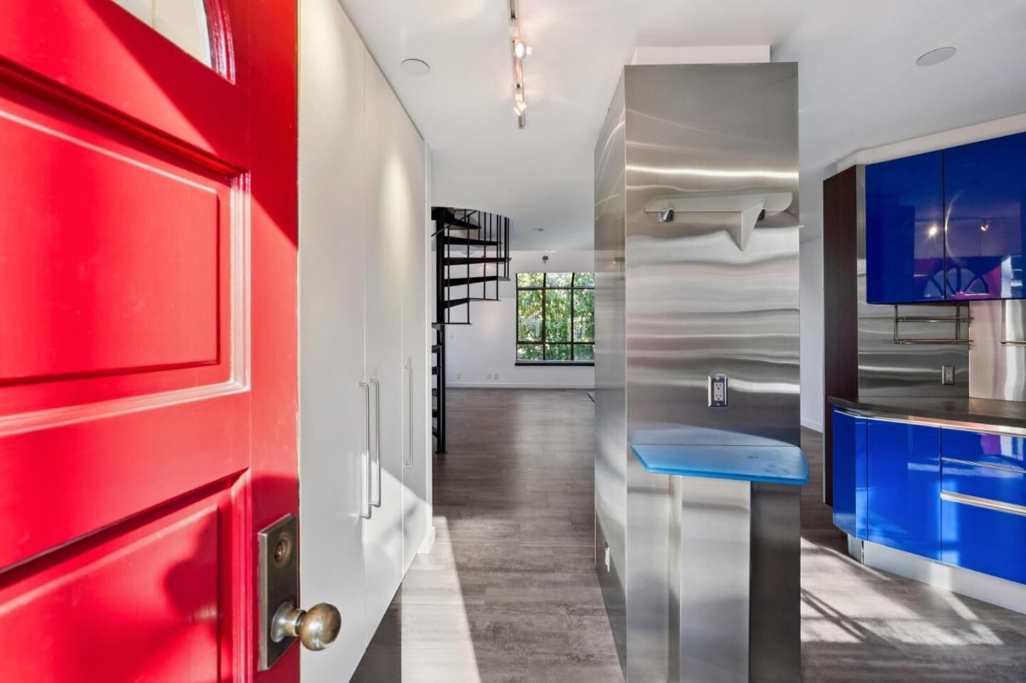 Property Photo:  237 High Street  CA 94301 