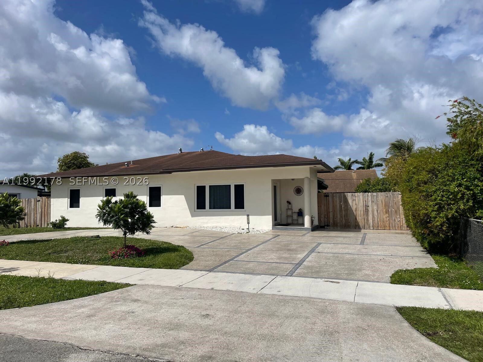 Property Photo:  5820 SW 113th Ct  FL 33173 
