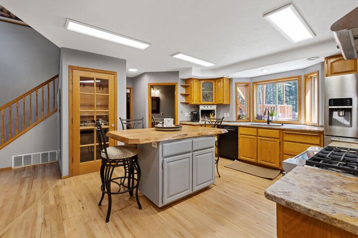 Property Photo:  28310 N Short Rd  WA 99006 