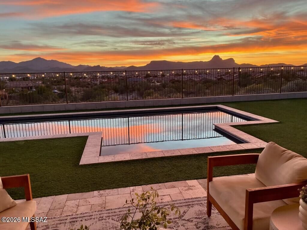 Property Photo: 5291 W Avenida Tierra Alta AZ 85742