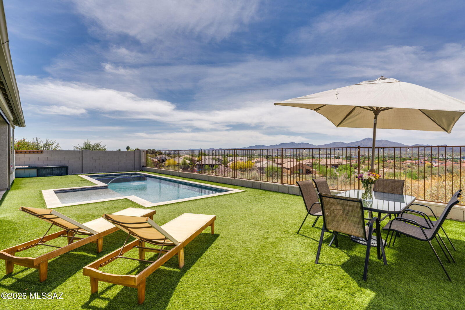 Property Photo: 5291 W Avenida Tierra Alta AZ 85742