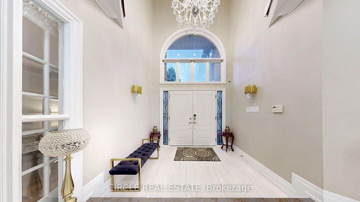 Property Photo: 5351 Forest Ridge Drive ON L5M 5B4