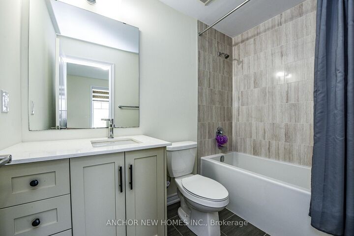 Property Photo: 10 Birmingham Drive 23 ON N1R 0C6