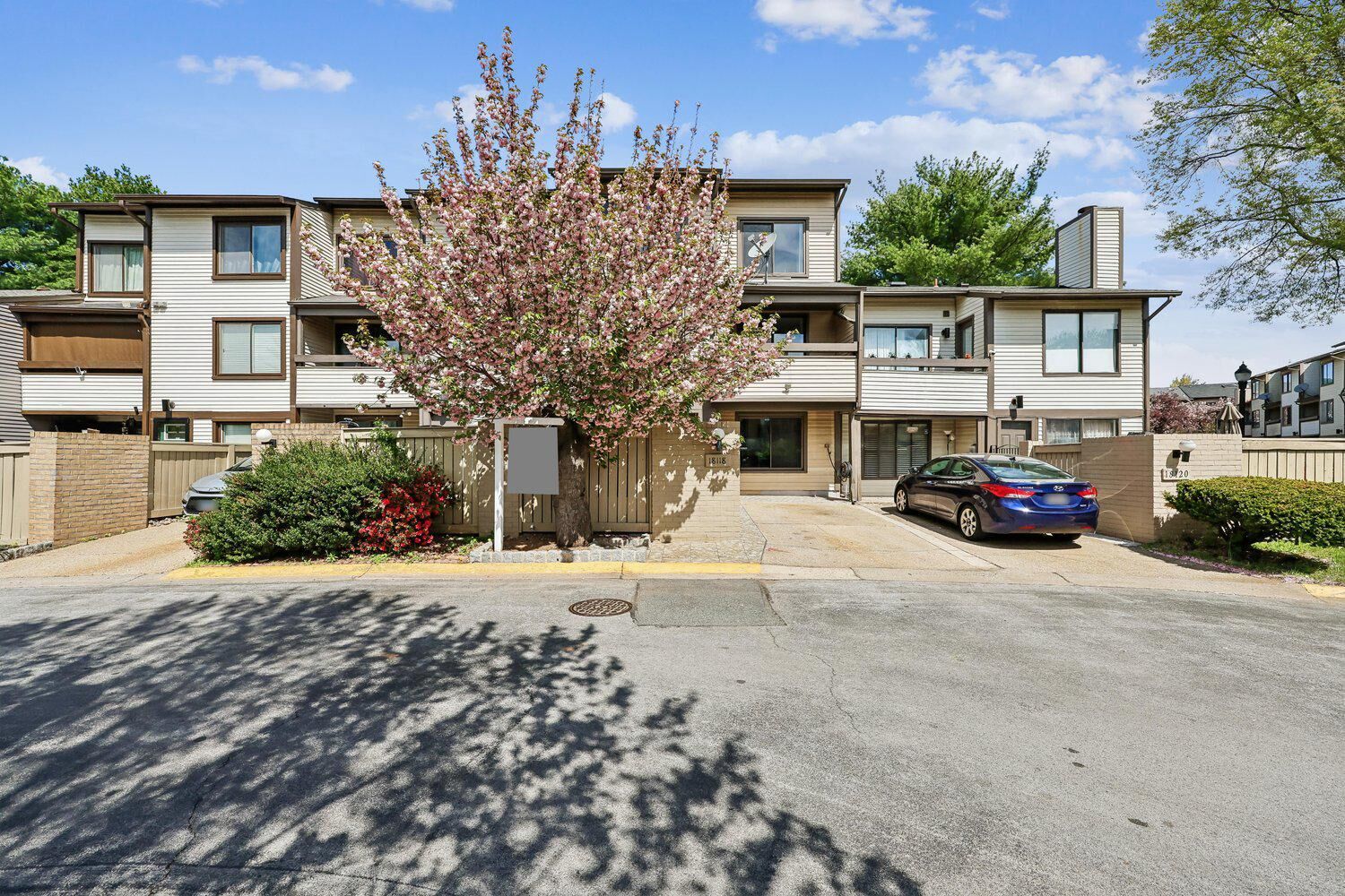 Property Photo:  18118 Kilrush Court  MD 20886 