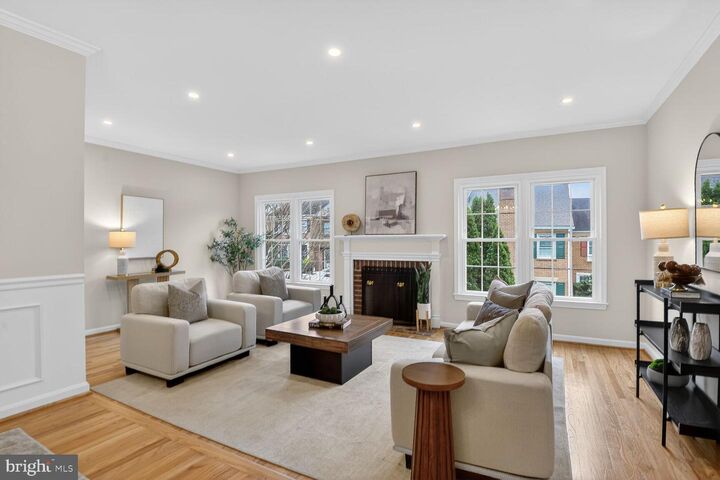 Property Photo: 3005 Meeting Street VA 22044