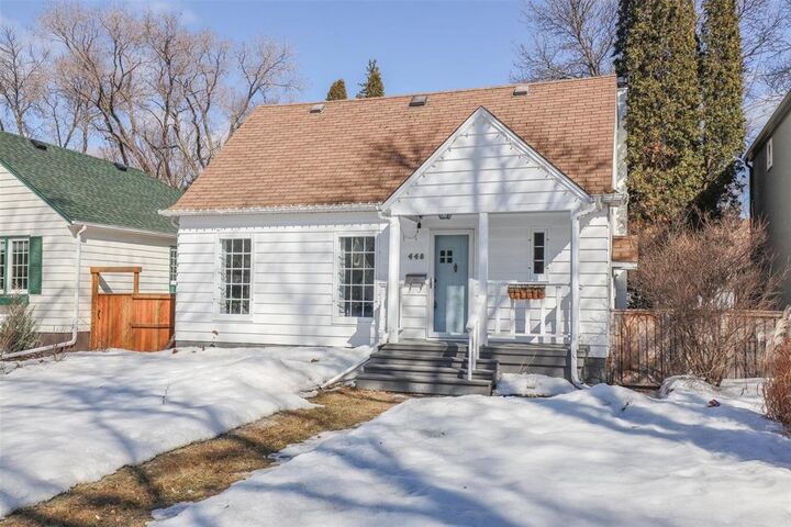 Property Photo:  448 Ash Street  MB R3N 0R2 
