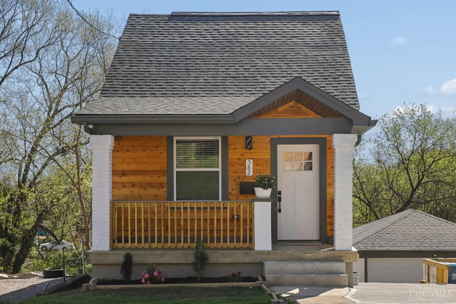 Property Photo: 582 Greenwell Avenue OH 45238