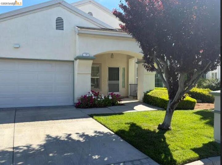 Property Photo: 170 Gala Ln CA 94513