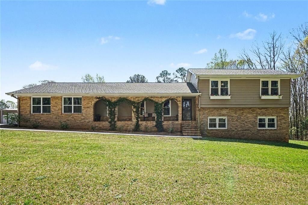 Property Photo:  1311 Austin Road  GA 30680 