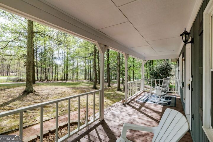 Property Photo:  11 Lauri Lane  GA 30630 