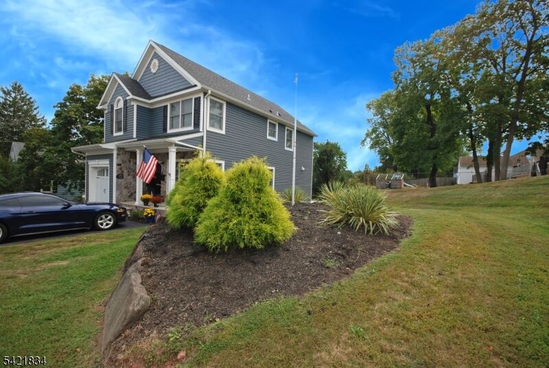 Property Photo:  30 Capner St  NJ 08822 