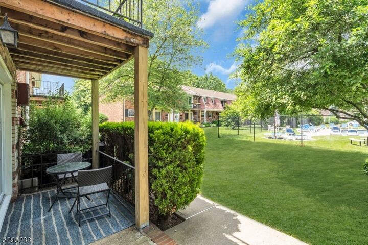 Property Photo:  320 South Street 10G  NJ 07960 