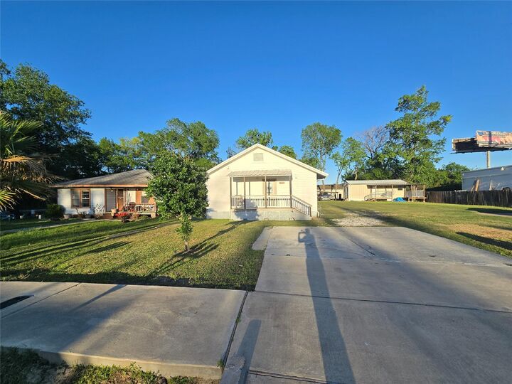 Property Photo:  19736 Dunbar Avenue  TX 77338 