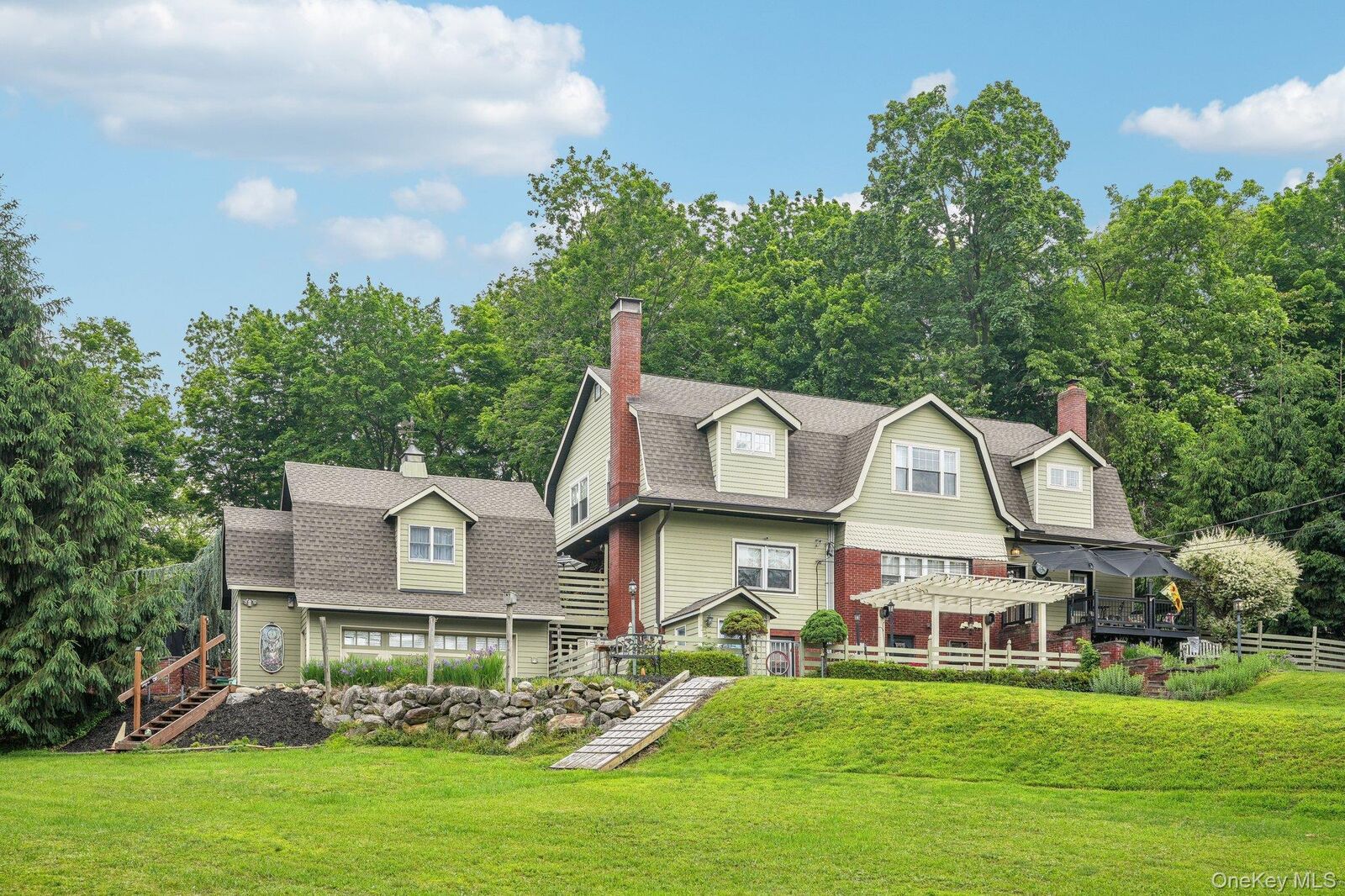 Property Photo:  55 Buckberg Mountain Road  NY 10986 