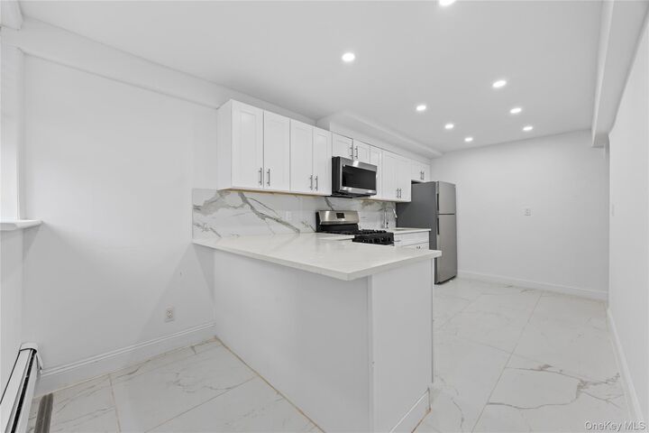 Property Photo: 3121 Mickle Avenue NY 10469