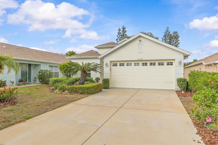 Property Photo:  2529 Sandy Hill Court  FL 34691 