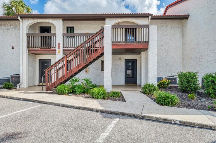 Property Photo:  1612 Stickney Point Road 1612-1  FL 34231 