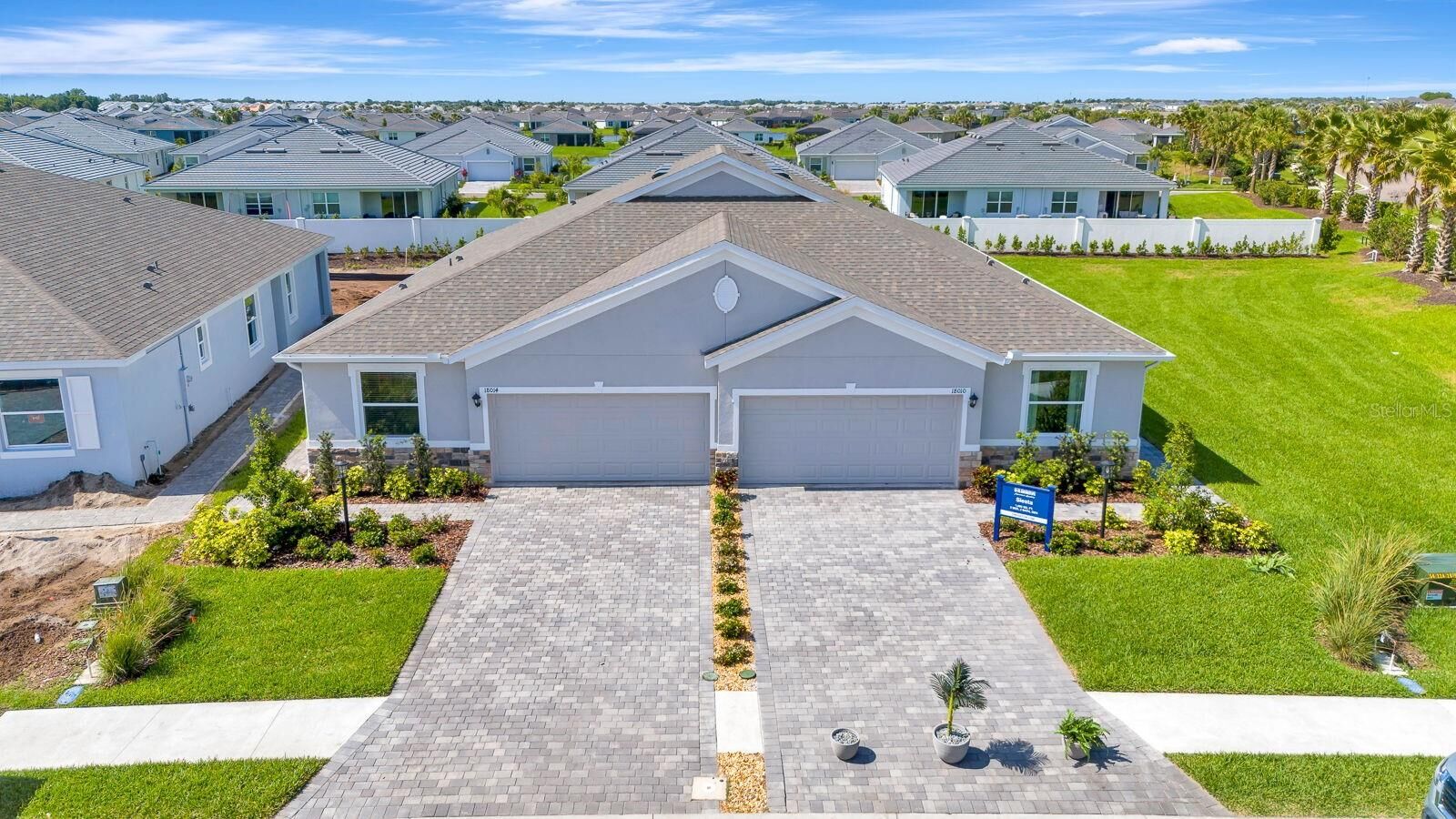 Property Photo:  18014 Cropside Trail  FL 34211 