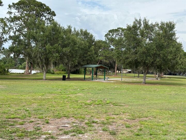 Property Photo:  3790 Avenue U NW  FL 33881 