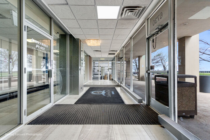 Property Photo:  6730 S South Shore Drive 1504  IL 60649 