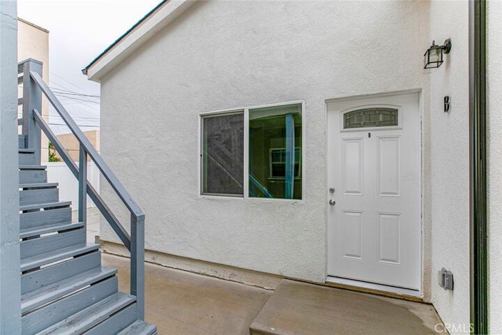 Property Photo:  741 E Doran Street B  CA 91206 